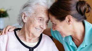 Como lidar com pessoas com doenças como o Alzheimer?